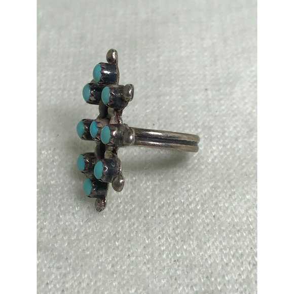Zuni Sterling Silver Petit Point Turquoise Ring Signed "LB" - Size 7 1/2 - Picture 3 of 7